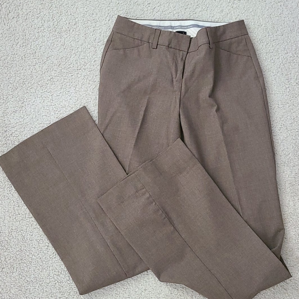 Woman Dress pant.  '
